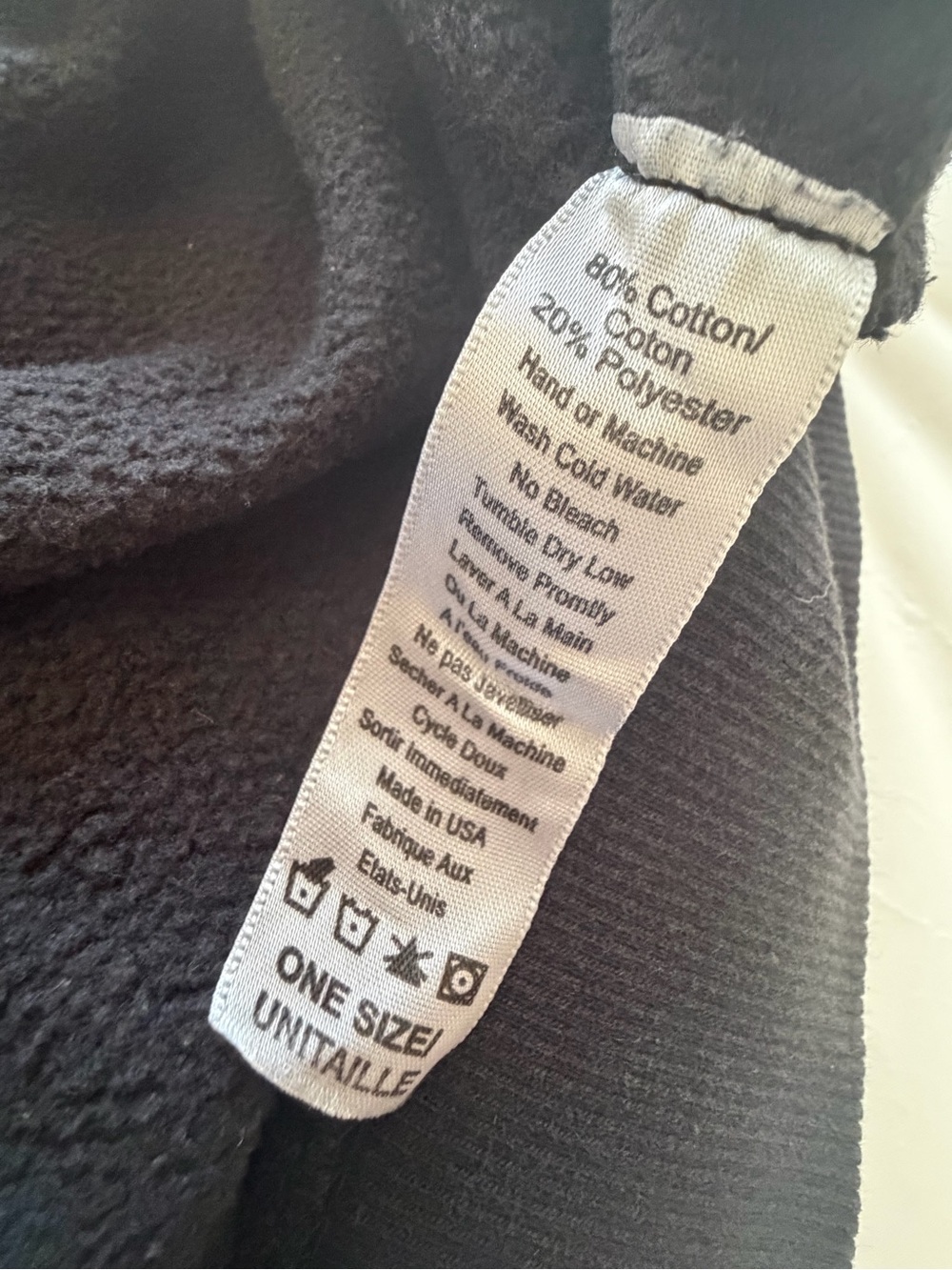 John Galt by Brandy Melville New York Graphic Crewneck Sweatshirt - Black - Picture 5 of 9